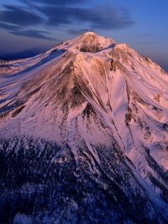 Aerial View of Mount Shasta, California.jpg
